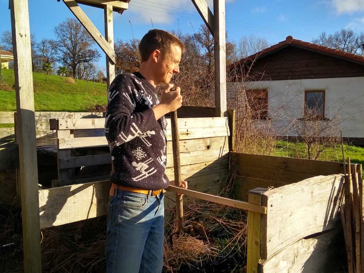 Dull Thuds And Sprinkling Sawdust: The Joy Of&nbsp;Composting